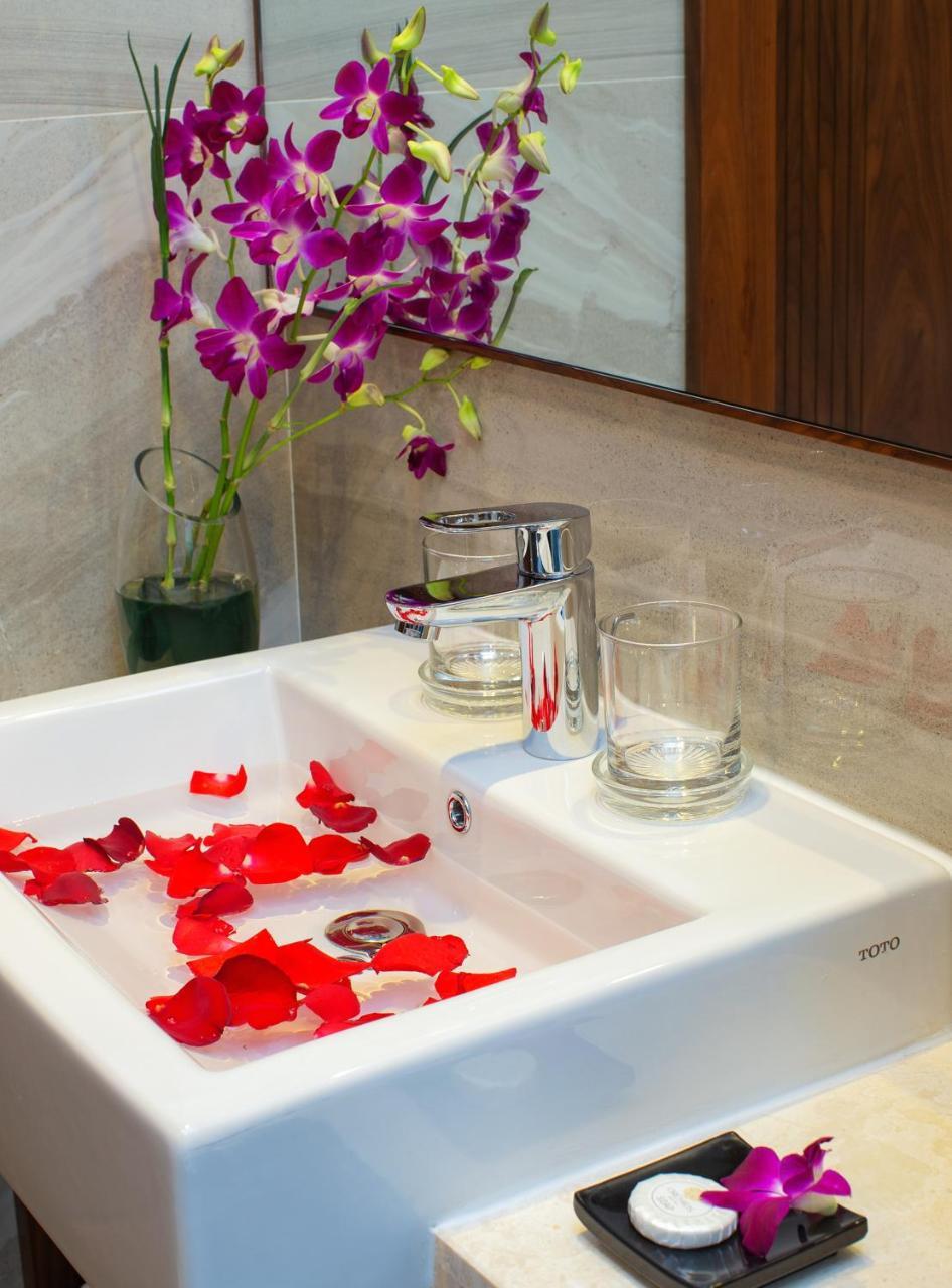 Orchids Saigon Hotel Хошимин Экстерьер фото